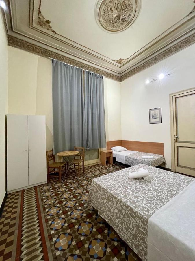 Mariarooms Hostel Βαρκελώνη Εξωτερικό φωτογραφία