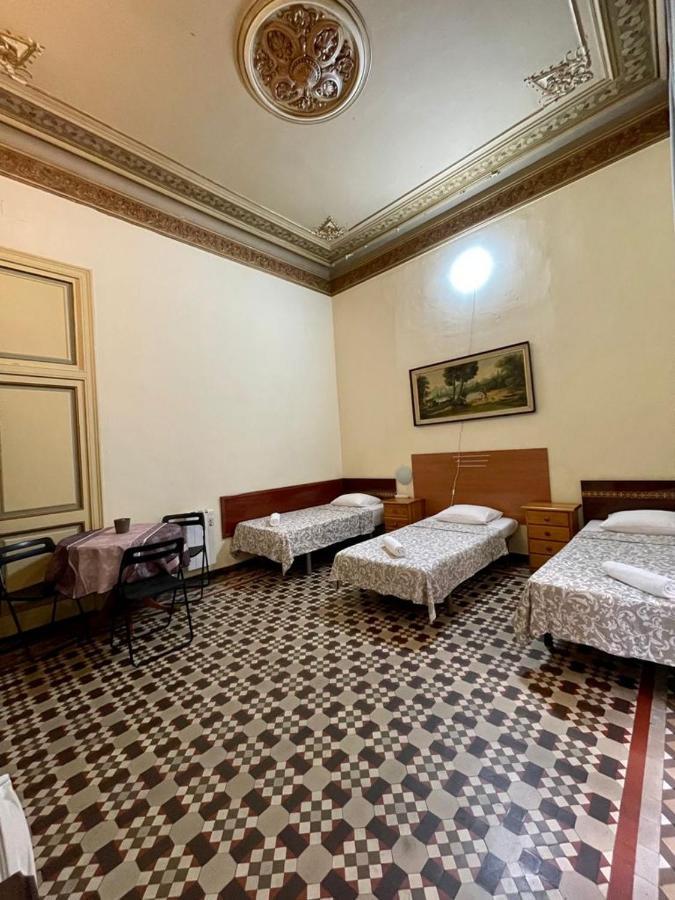 Mariarooms Hostel Βαρκελώνη Εξωτερικό φωτογραφία